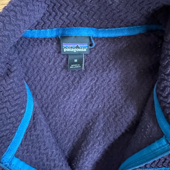 Patagonia Men's R1 Air Zip Neck Pullover Fleece Obsidian Plum Medium M - Picture 2 of 3